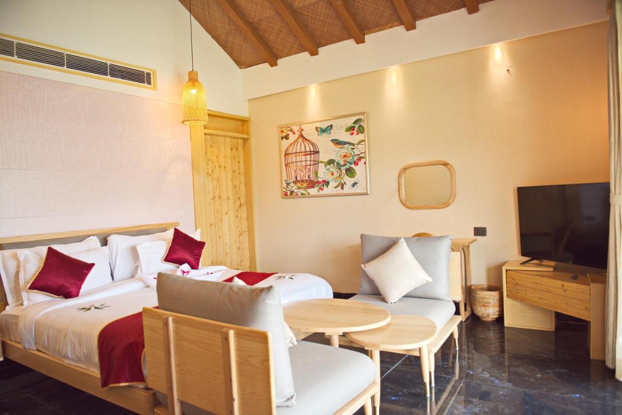 Wild Rose Resort & Spa Pushkar Esterno foto