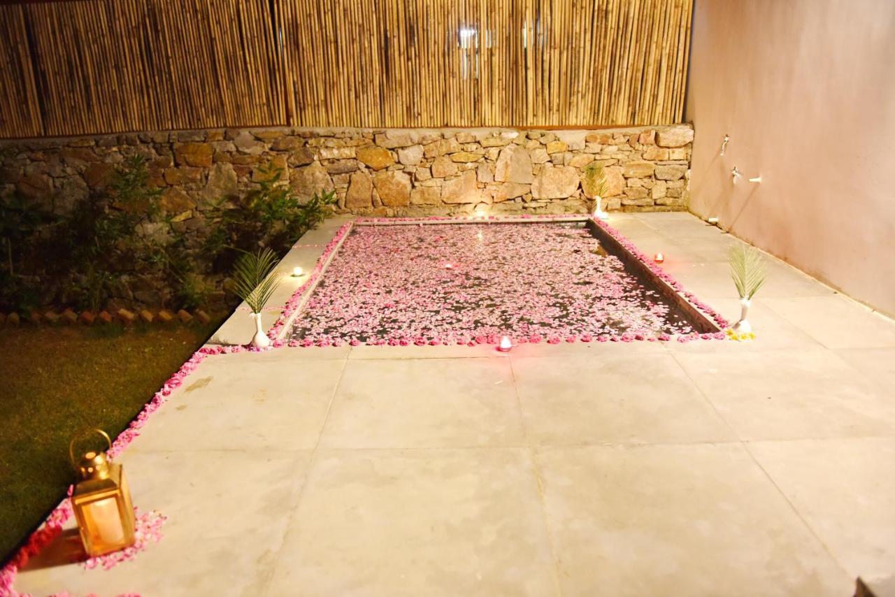 Wild Rose Resort & Spa Pushkar Esterno foto